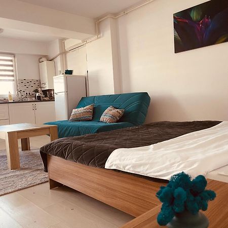 Apartamento Airplane Plaza Otopeni Exterior foto