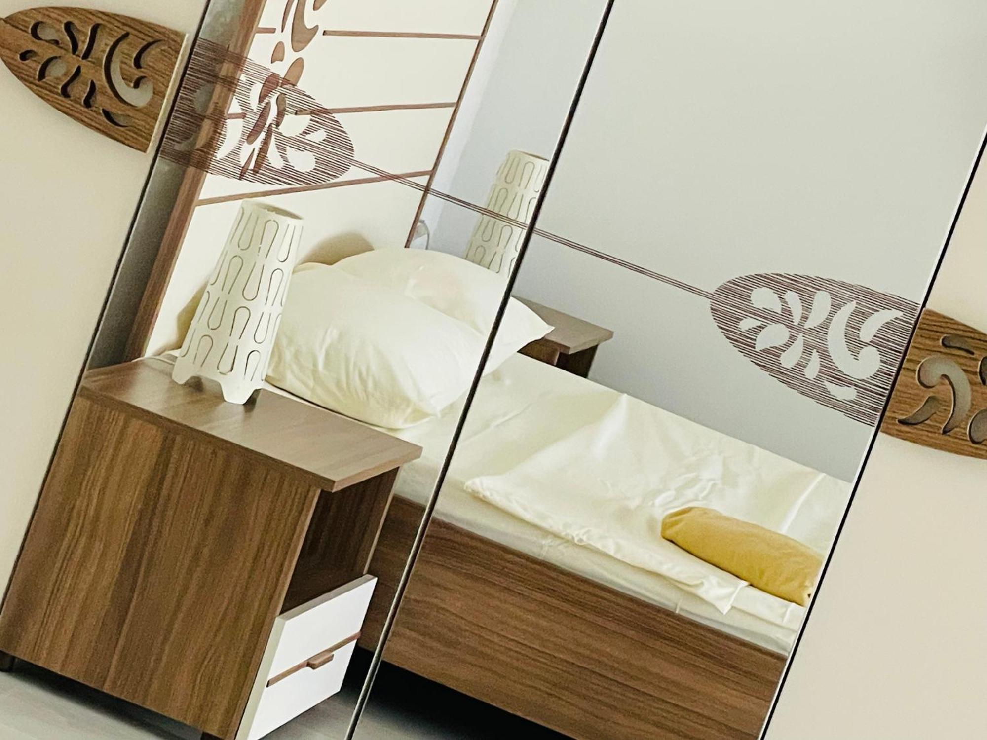 Apartamento Airplane Plaza Otopeni Exterior foto